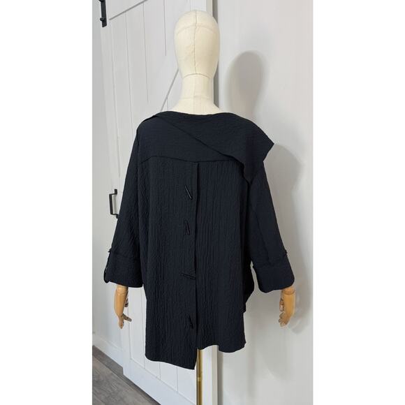 Moonlight Y & S Fashion Design Size M Black Tunic Top Crinkle Button Back Artsy - Picture 5 of 9